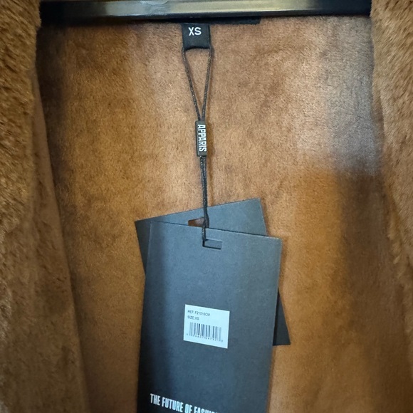 SOLD OUT! APPARIS Faux Fur BREE COAT XS - Picture 6 of 9